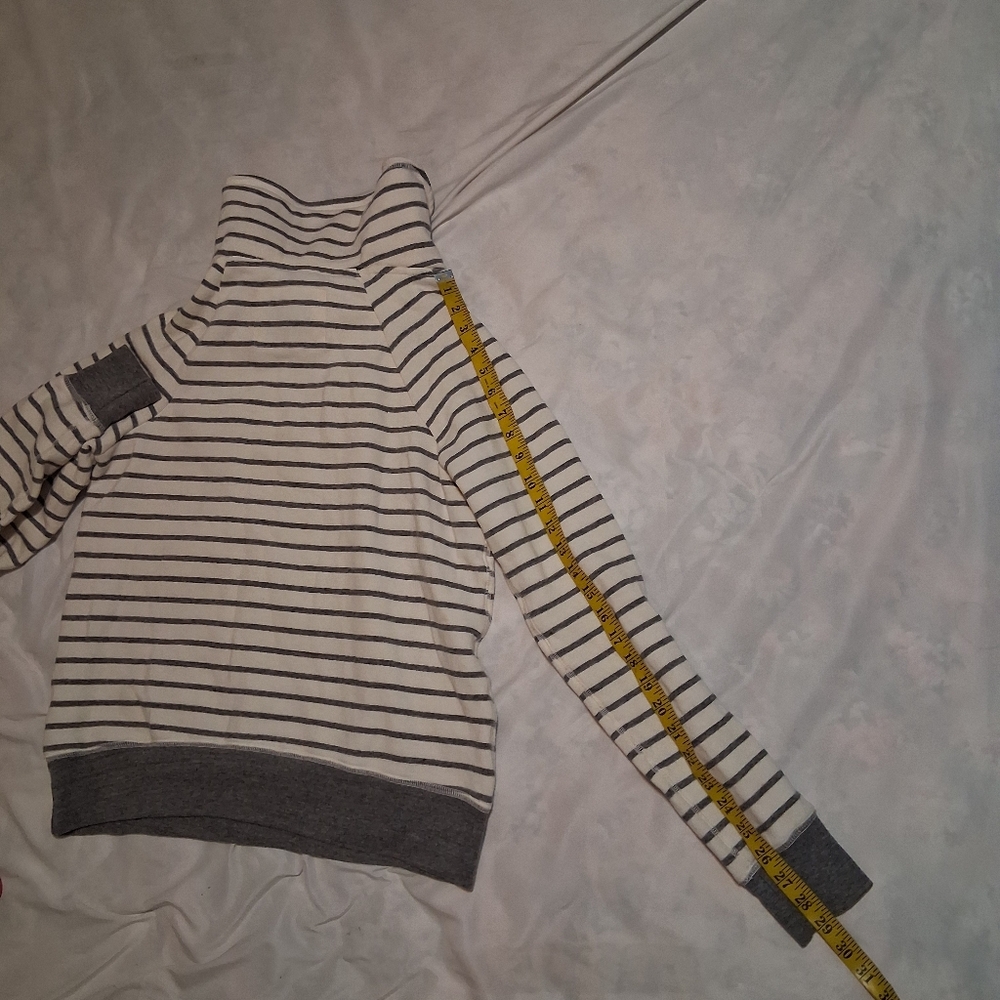 Abercrombie & Fitch Striped Cowl Neck Sweater Fleece Cream/ Gray SzL Sherpa - Picture 8 of 13